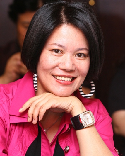 2008年度最佳女装设计师：李小燕.JPG