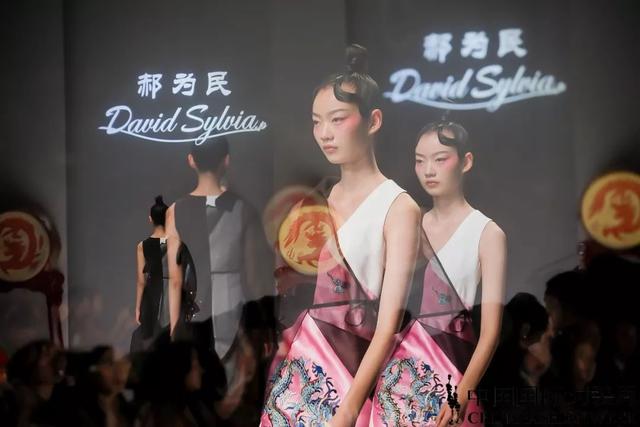 SS20时装周 | 京艳时尚·梦回华夏！David Sylvia &郝为民 2020 SS中国国际时装周《京梦》主题秀上演